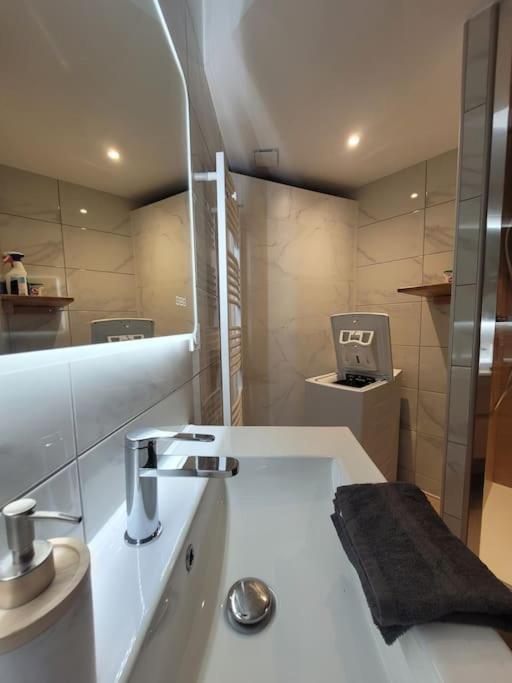 Appartement La Graviere Клюни Экстерьер фото