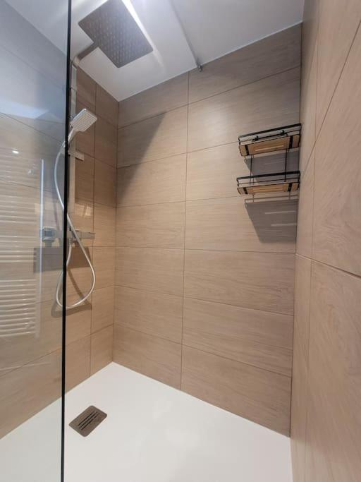 Appartement La Graviere Клюни Экстерьер фото